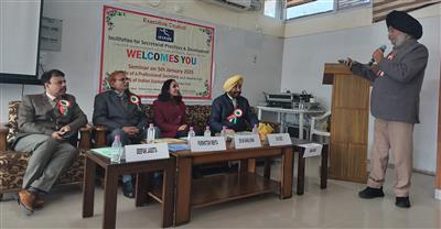 INSPIRE Organizes Seminar on “Role of the Secretary in the 21st Century” and “Basics of Indian Economy” in Chandigarh